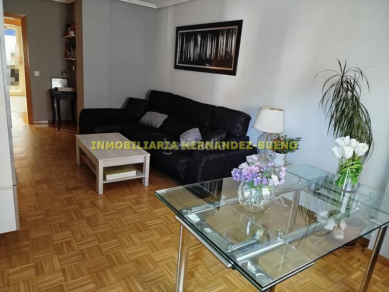 Foto a1951cb5-7329-4b00-8f10-55e9310b3206. Pis amb calefacció aparcament a Vistahermosa Salamanca