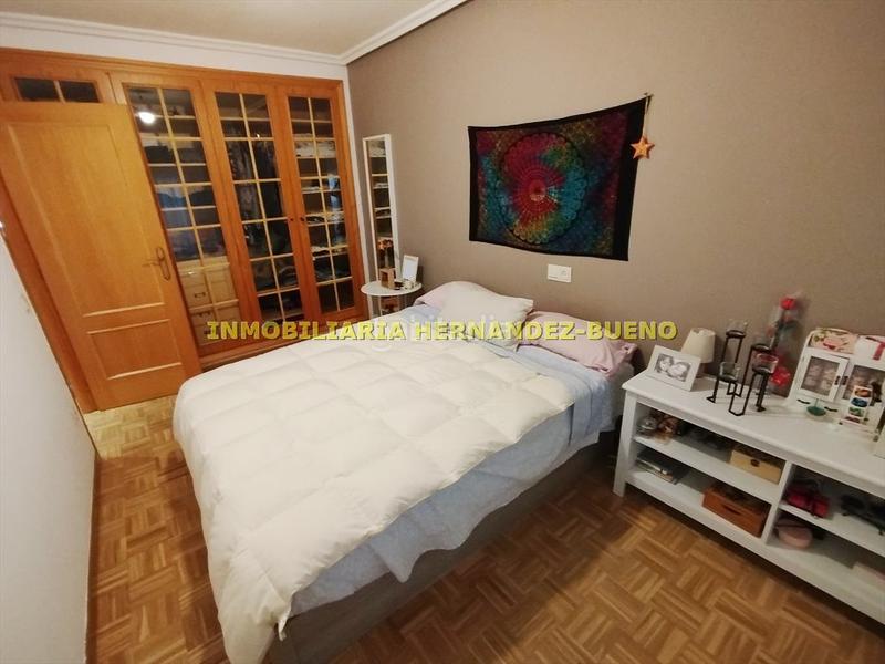 Foto ca40e497-e4cc-4e5f-9842-1d11fdb3bebf. Pis amb calefacció aparcament a Vistahermosa Salamanca