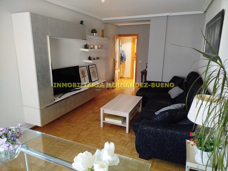 Foto f04b92de-3af7-4fea-8dfd-897bc0ae3d54. Pis amb calefacció aparcament a Vistahermosa Salamanca