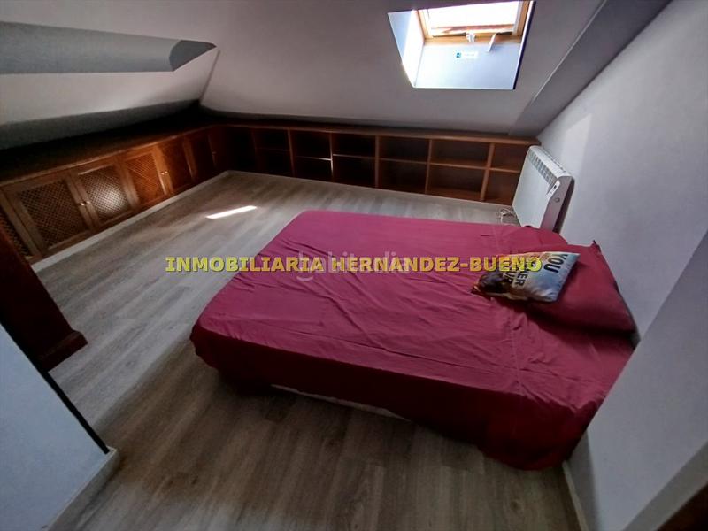 Foto 1767dcc3-851f-4e3b-a67a-c5552651033b. Rent duplex with heating in Universidad - Tenerías Salamanca