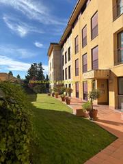 Rent Flat in Teso de la Feria - Arrabal. Fantástico piso en ctra. de fregeneda, junto al puente romano. i