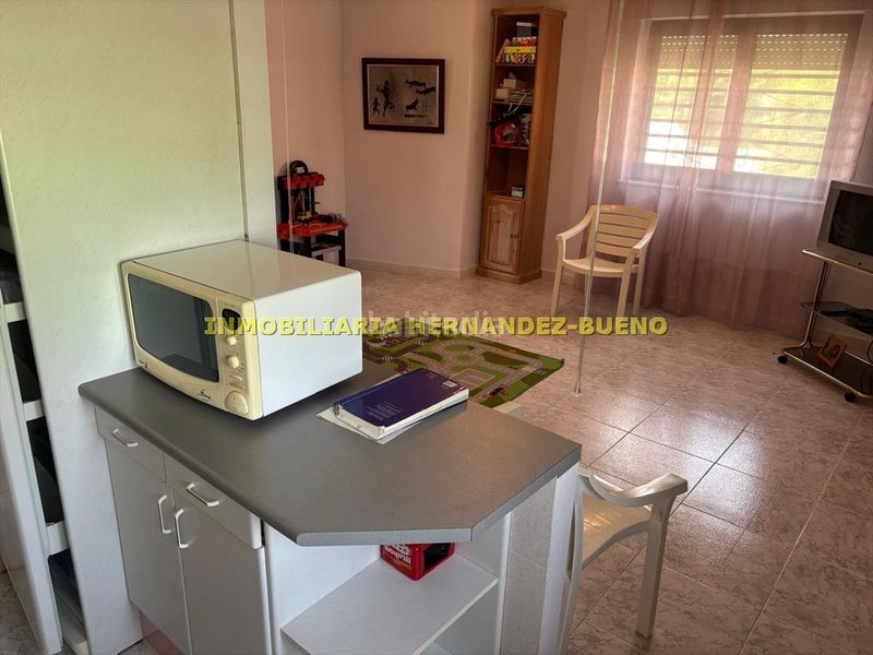 Foto 25eca608-17ec-44be-a55b-e069353702a7. Chalet with heating parking pool in Villamayor
