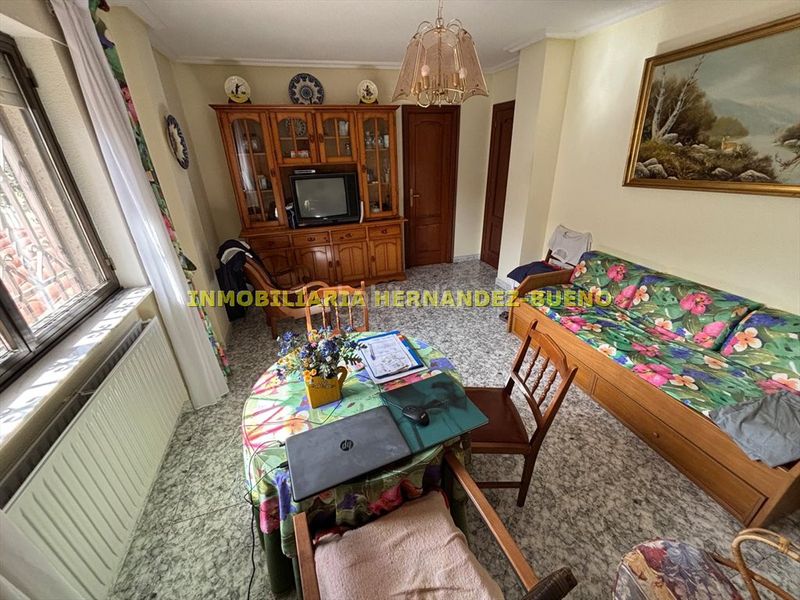 Foto 47e52298-f0cb-4937-9c73-2fc113000081. Chalet with heating parking pool in Villamayor