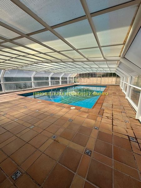 Foto 94c635f0-589e-4279-8971-cdd024a990a8. Chalet with heating parking pool in Villamayor