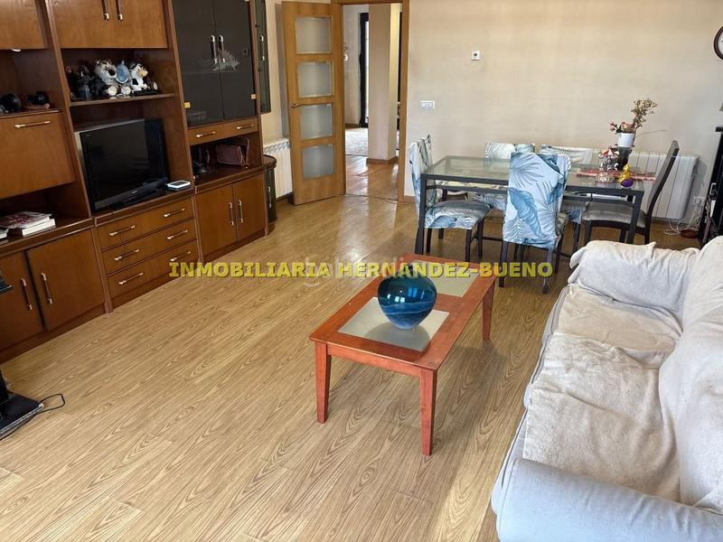 Foto 0710cef3-940e-4c10-ba1d-285586002bac. Casa adossada amb calefacció aparcament a Carrascal de Barregas