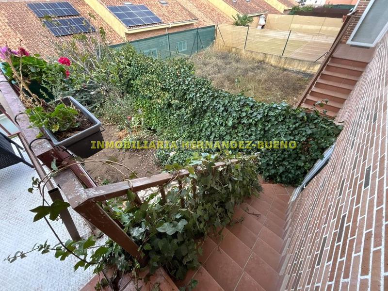 Foto 3715d2ae-4dab-484e-bb08-6474de2a6583. Casa adossada amb calefacció aparcament a Carrascal de Barregas