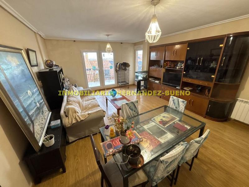 Foto 87883422-0f2c-4beb-8292-d9b3e905337f. Casa adossada amb calefacció aparcament a Carrascal de Barregas