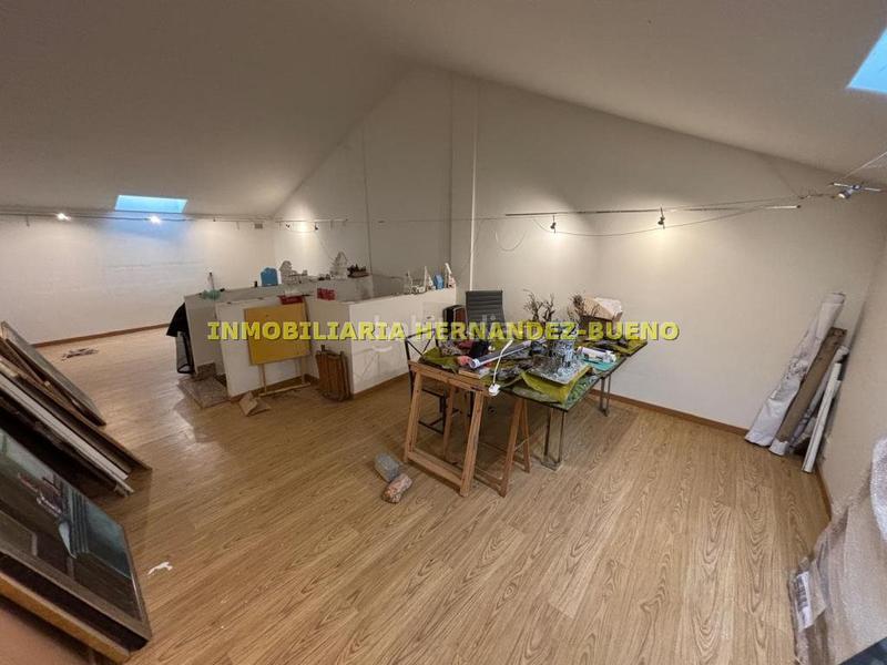 Foto 95f2842b-5e0a-422c-8b6c-4ab9bc516a15. Casa adossada amb calefacció aparcament a Carrascal de Barregas