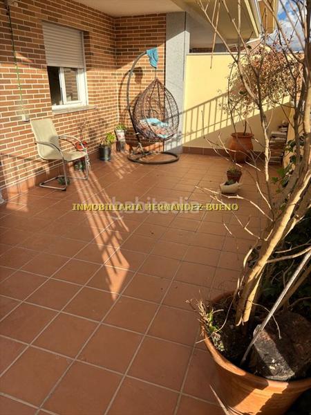 Foto f5f8565e-af25-4552-a8a0-d67e9f545f6d. Casa adossada amb calefacció aparcament a Carrascal de Barregas