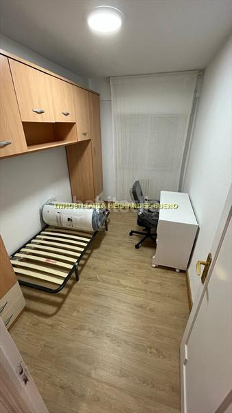 Foto b286b95f-9546-497a-a324-e7d99156fe60. Rent flat with heating in San Vicente - Las Úrsulas Salamanca