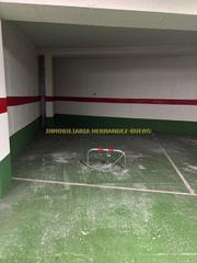 Aparcament cotxe a San Esteban - San Cristóbal. Magnífica plaza de garaje en pleno centro de salamanca,  muy cer