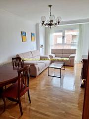 Location Appartement à Carmelitas. Fantástico piso junto a plaza oeste!!se distribuye en salón con
