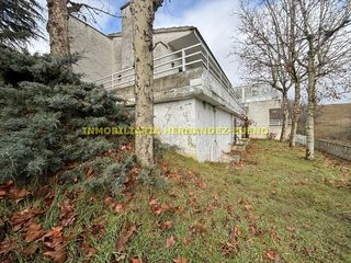 Xalet a Alba de Tormes. Chalet individual en alba de tormes, recién rebajado!!!parcela d