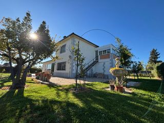 Chalet in Pelabravo. A tan solo 15 minutos de salamanca y muy cerca de santa marta de