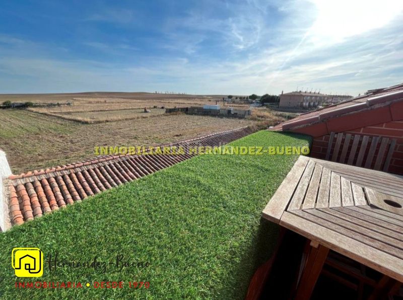 Foto e18c4464-d2e1-4ba6-bced-394477b63e08. Pis amb calefacció aparcament a Moriscos