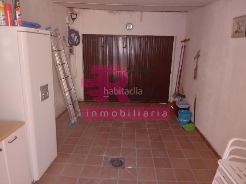 Foto 6838373f-df27-4940-82e0-86d104effb75. Casa con parcheggio in Cabrerizos