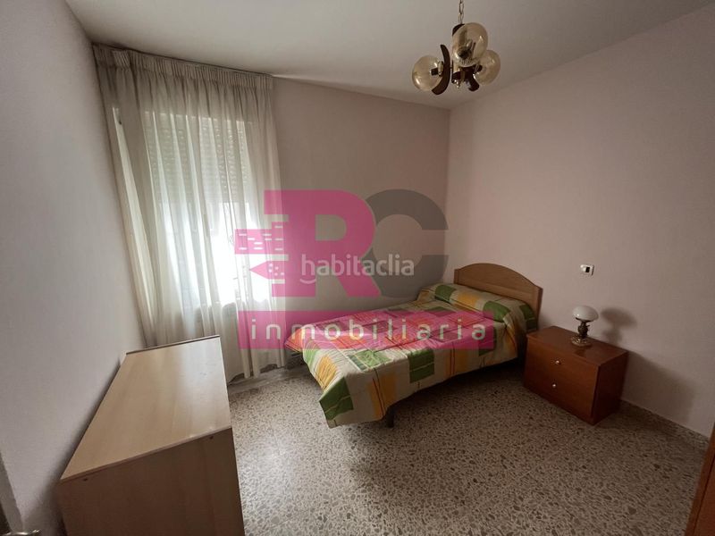 Foto 58987314-08f7-47f6-ae08-38308726c309. Pis amb calefacció a Salesas Salamanca