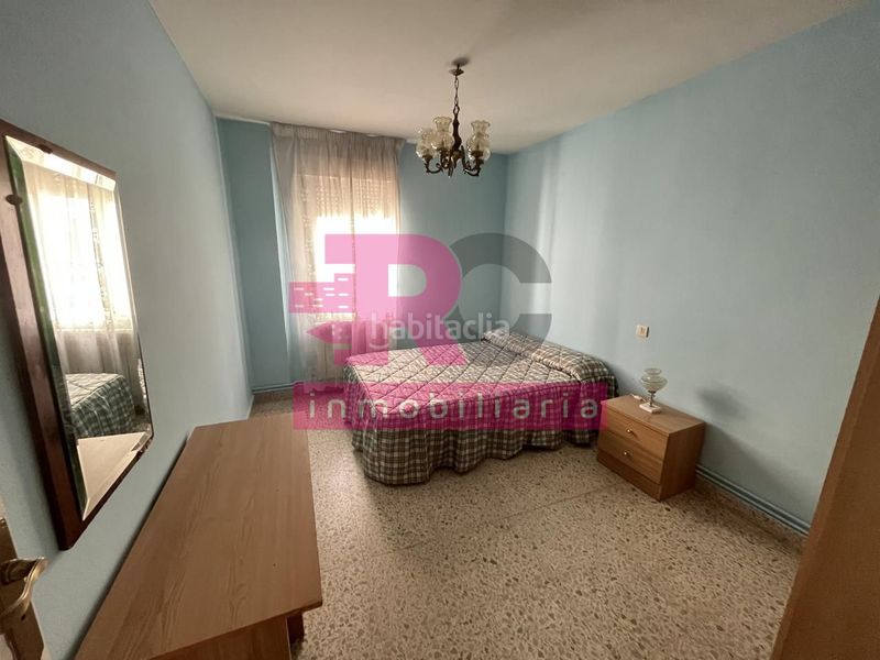Foto c62f6a2a-087a-4db1-a9fc-4ae2eab062ca. Pis amb calefacció a Salesas Salamanca