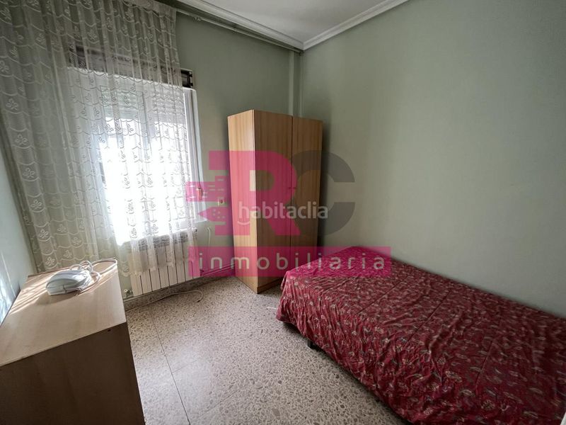 Foto ea7115dd-192c-4875-9bcb-78438d23e3dd. Pis amb calefacció a Salesas Salamanca