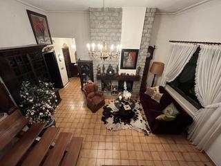 Maison à Cabrerizos. Chalet con gran parcela en cabrerizos