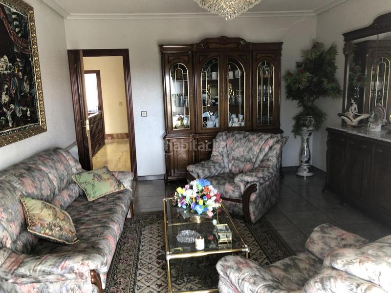 Foto 07161c49-456a-44d8-bfae-f6a34a10d197. Casa chalet en Vecinos