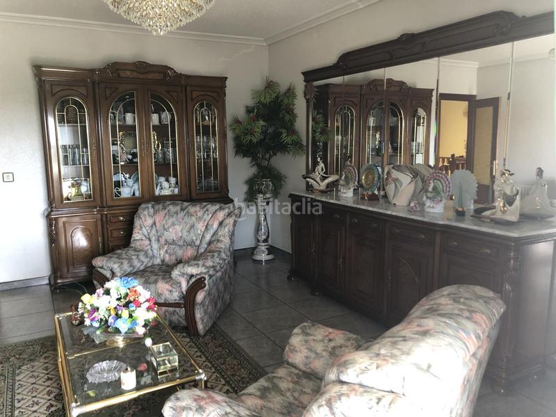 Foto 0e2236cc-5829-4a1f-8bda-edd2742f5d14. Casa chalet en Vecinos