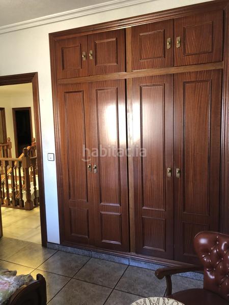 Foto 4f23352e-5a5e-4fdb-995b-629bdd3332d7. Casa chalet en Vecinos