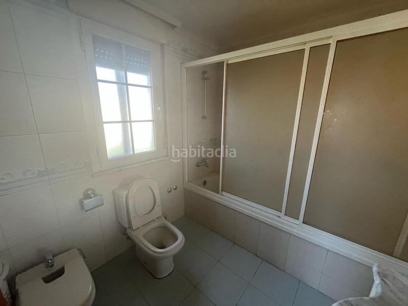 Foto 1f52119a-bb94-474c-9103-f1f0b8a010e6. Casa chalet pareado en Cabrerizos