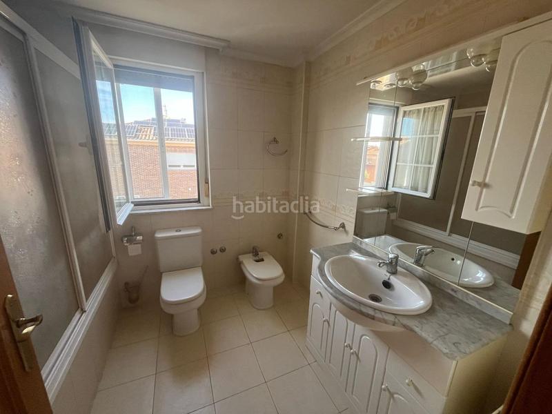 Foto 5935370d-bee2-49be-b1bc-25a5a61df835. Casa chalet pareado en Cabrerizos