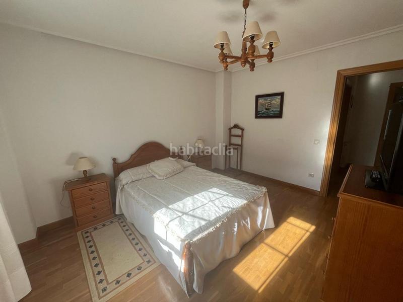 Foto 5b3a3736-3a74-4352-9bbf-cb42b3e65c1d. Casa chalet pareado en Cabrerizos
