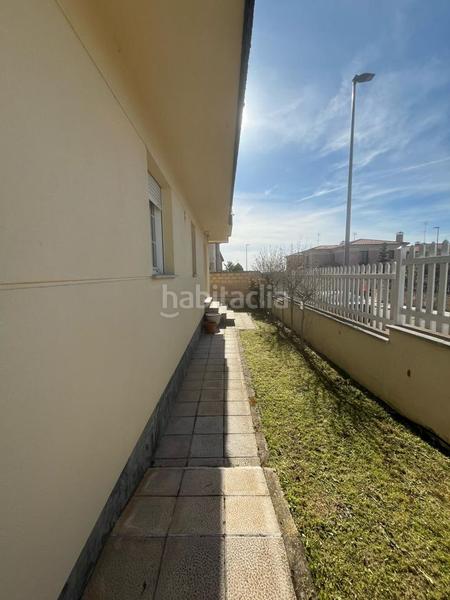 Foto 87b6e8a1-4999-49e2-8e44-4fe5b8576b32. Casa chalet pareado en Cabrerizos