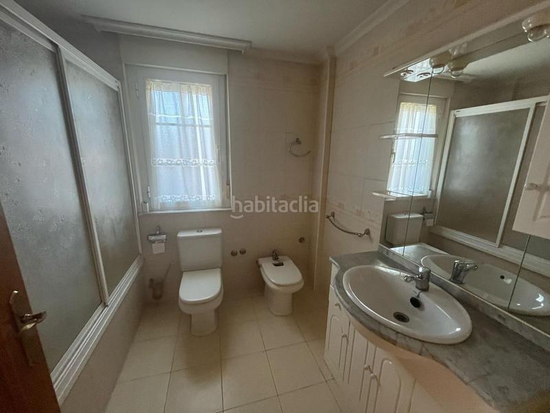 Foto b26f666c-e6b8-471f-9f7b-7c610339b1af. Casa chalet pareado en Cabrerizos