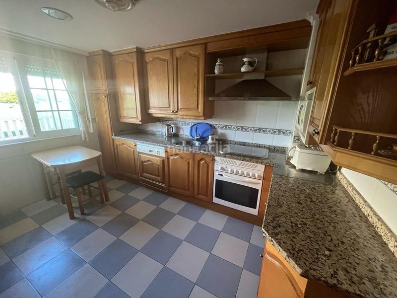 Foto d01d5357-93e2-4a65-8cf6-6315f8f58520. Casa chalet pareado en Cabrerizos