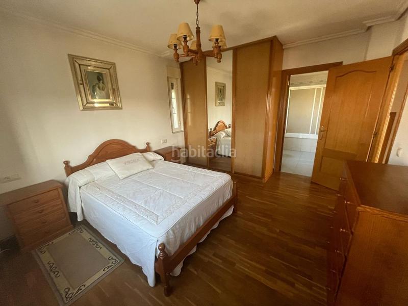 Foto fbd1d93e-8333-4d27-a18b-ee17bd2d8c4f. Casa chalet pareado en Cabrerizos
