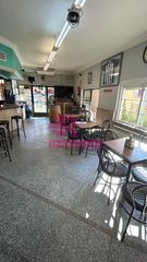Haus in Cabrerizos. Venta de casa con negocio de bar y autorización de loterias
