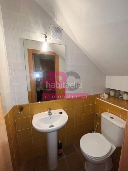 Foto ad8f6e39-89e4-40a0-a6a5-46b932ecd451. Casa adossada amb calefacció aparcament piscina a Cabrerizos