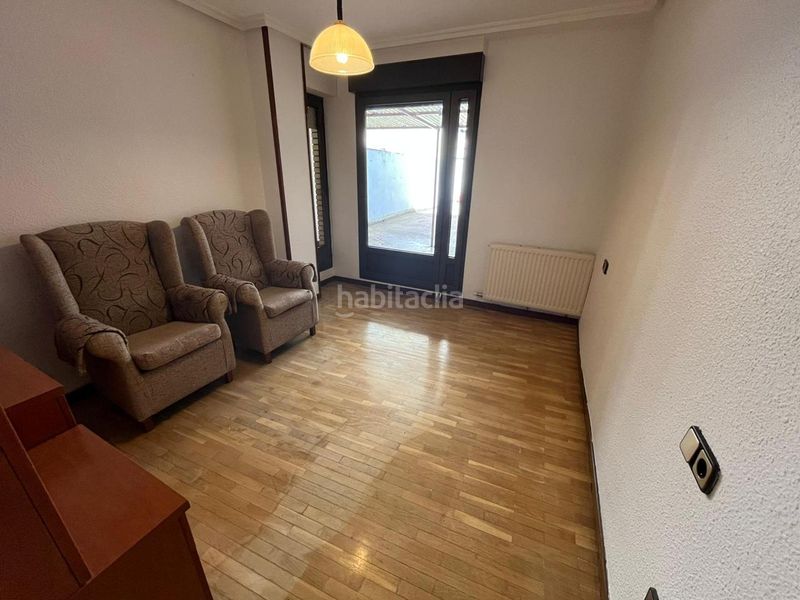 Foto d73e20e3-a1c9-47d5-8b09-9422c3b9ef8a. Pis amb calefacció aparcament a Prosperidad - Delicias Salamanca