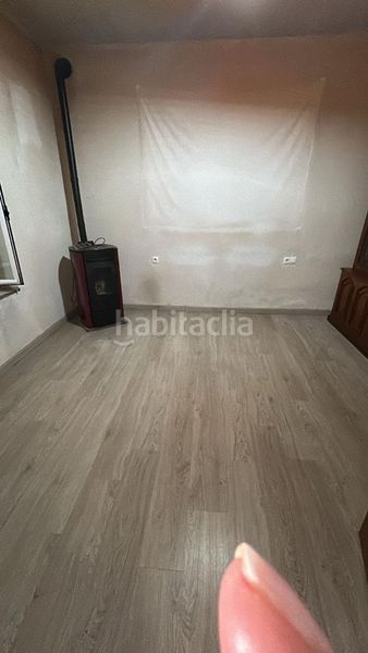 Foto 96c22e49-9db2-46eb-929e-17922551a39e. Casa amb aparcament a Cabrerizos