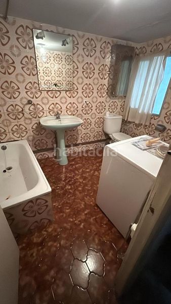 Foto b1893c5b-20e5-4acc-8e94-434c2e6187c8. Casa amb aparcament a Cabrerizos