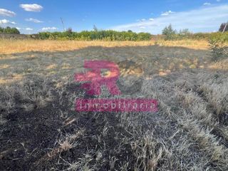 Terreno residencial en Villamayor. Parcela en venta en los almendros villamayor