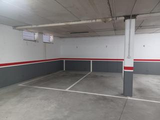 Location Parking voiture à Villa de Prado