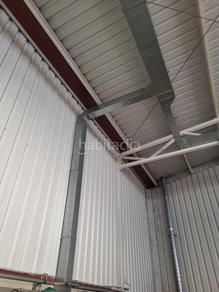 Foto 0be53973-5f55-4860-ad86-e8417e12fb96. Capannone industriale in Trobajo del camino