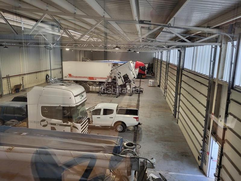 Foto 2cceb292-5fba-4bb1-9c51-9ecba0b223a3. Capannone industriale in Trobajo del camino