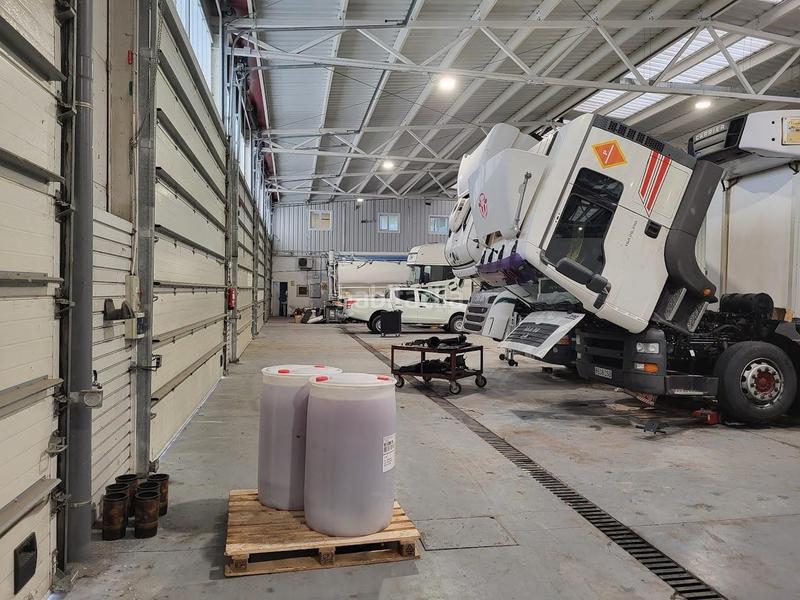 Foto 4ce87d5d-93b0-403e-beae-1eeecf6e166c. Capannone industriale in Trobajo del camino