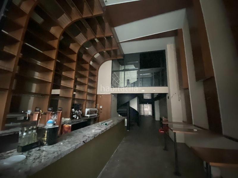 Foto 20ca1ca8-05e1-4d91-a843-7ecf4ef45402. Alquiler local comercial calle san lorenzo, en una zona inmejorable en Valladolid