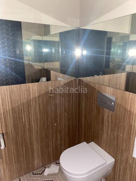 Foto e083d569-0049-4702-a8a1-e5a383a99834. Location local commercial dans Centro Valladolid