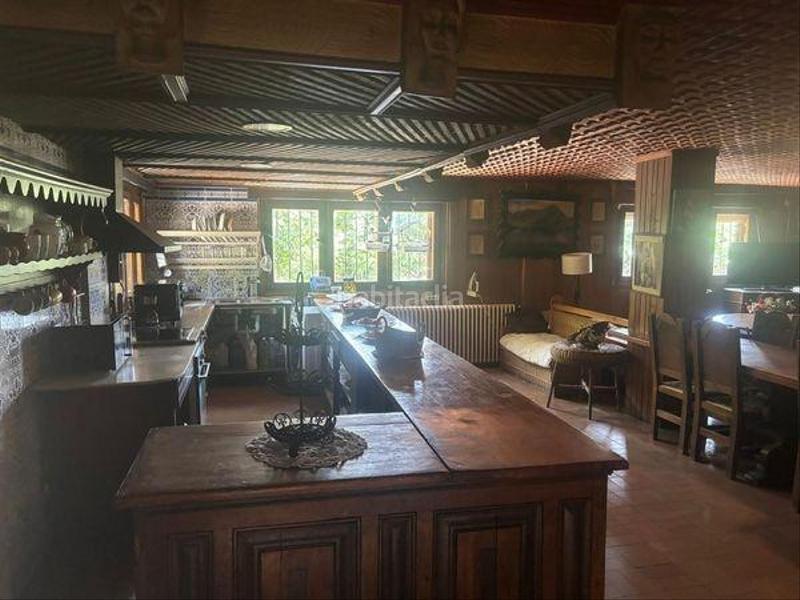 Foto 2958acca-1268-47f9-83ae-4bd77cb9eaa4. Chalet con riscaldamento parcheggio piscina in La Victoria - Puente Jardín Valladolid