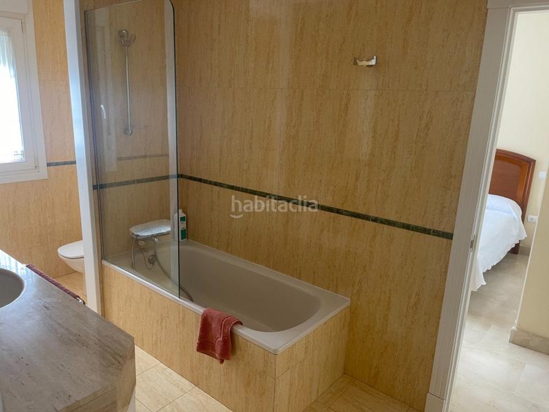Foto acd98a33-eb98-4621-9a0f-cc84064180d1. Chalet  individual con piscina cubierta en la mejor zona del pinar de antequera en Valladolid