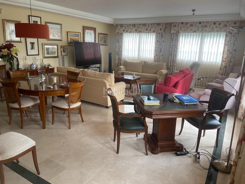 Foto d9eb8ff5-1444-4026-861d-f44ae3f27f80. Chalet  individual con piscina cubierta en la mejor zona del pinar de antequera en Valladolid