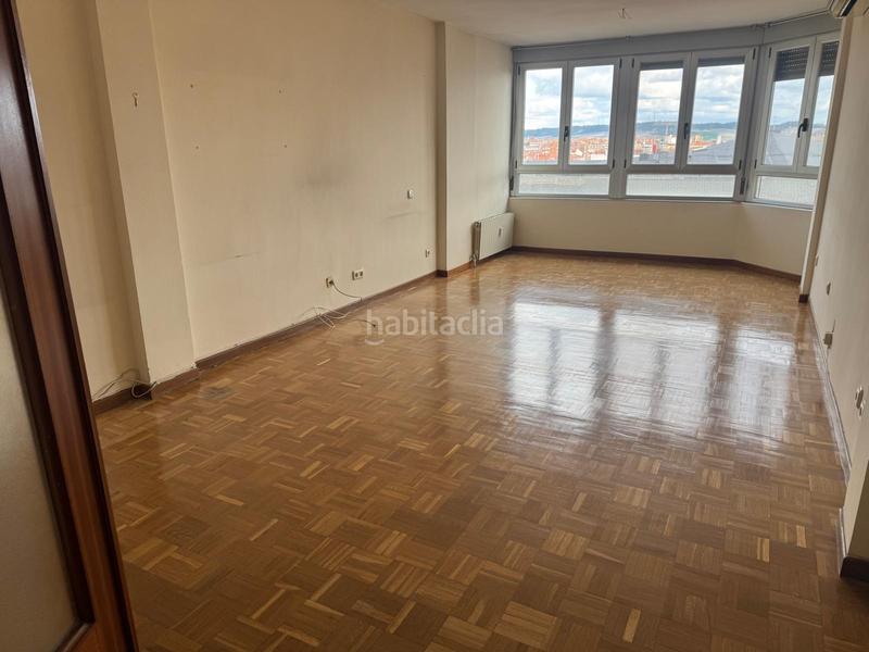 Foto 3800eb92-3db9-40f4-9a3b-120303ea1bb7. Appartamento con riscaldamento parcheggio in Centro Valladolid